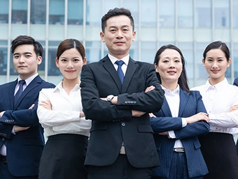 关于大学生与人工智能的文章标题